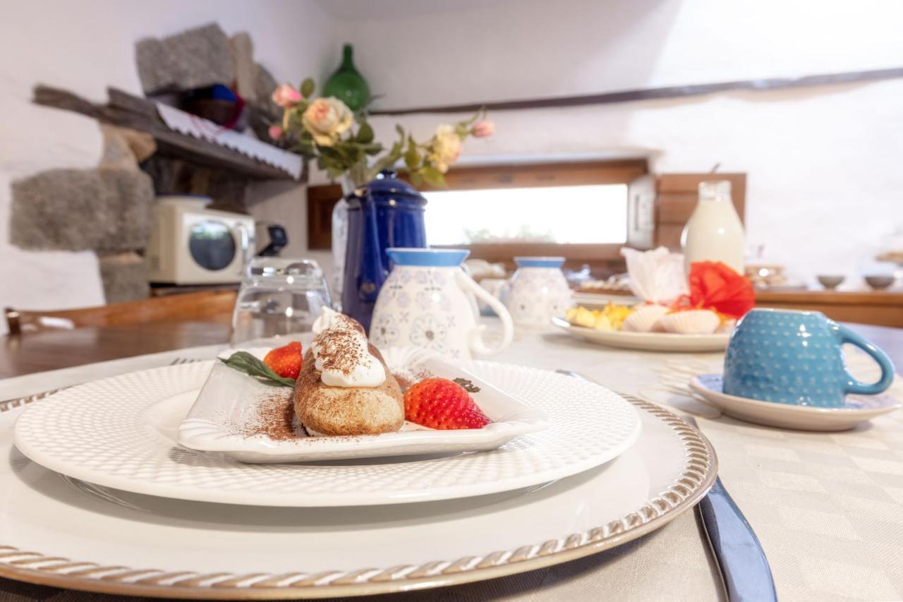 Casa Masini Bed & Breakfast Fonni Exterior photo