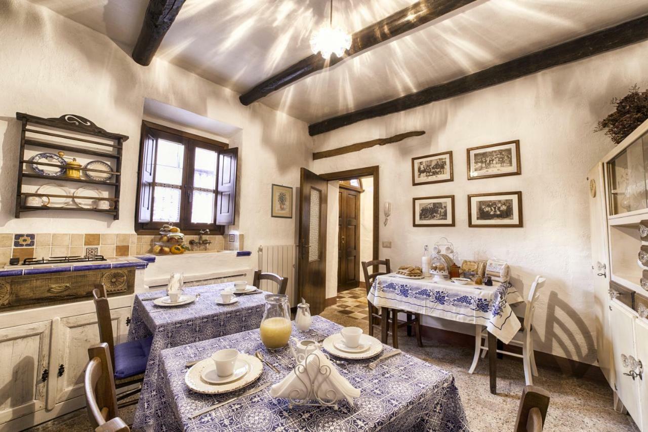 Casa Masini Bed & Breakfast Fonni Exterior photo